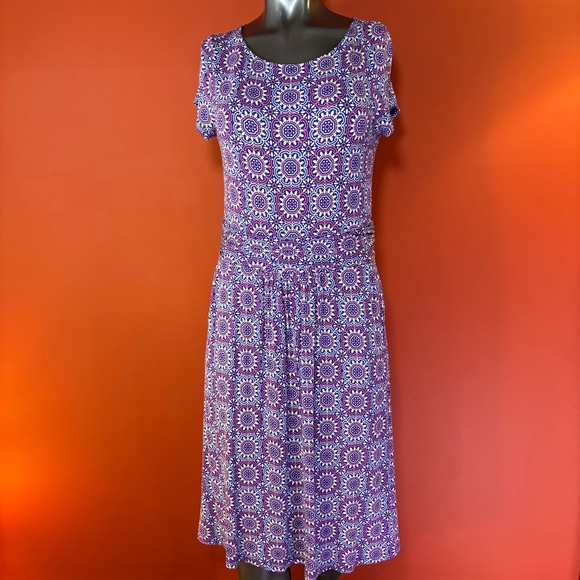 Boden Dresses & Skirts - Boden Medallion Pattern Midi Dress